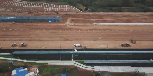 湖北918博天堂工材料有限公司参与宜昌北站动车所加筋挡土墙项目